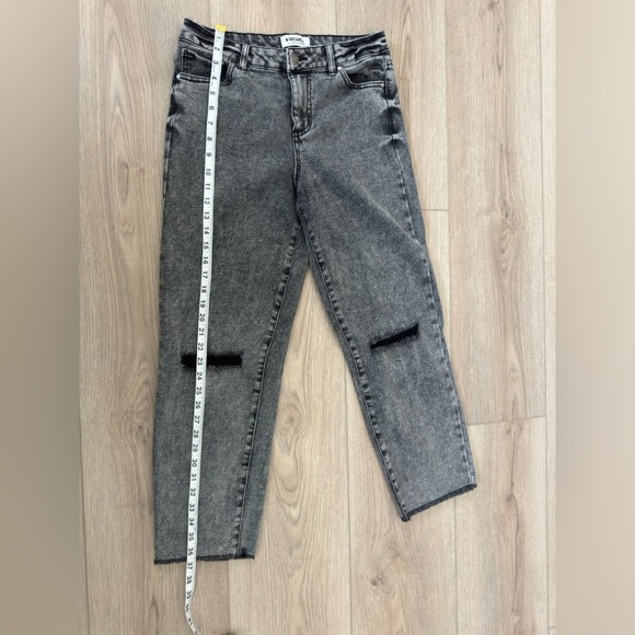 RSQ Women's Distressed Gray High rise Straight Leg Jeans 👖 - Picture 10 of 10